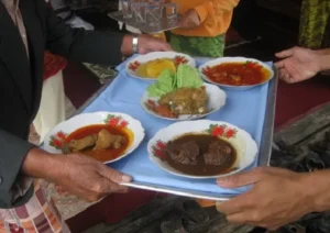 tradisi saprahan di kalimantan barat